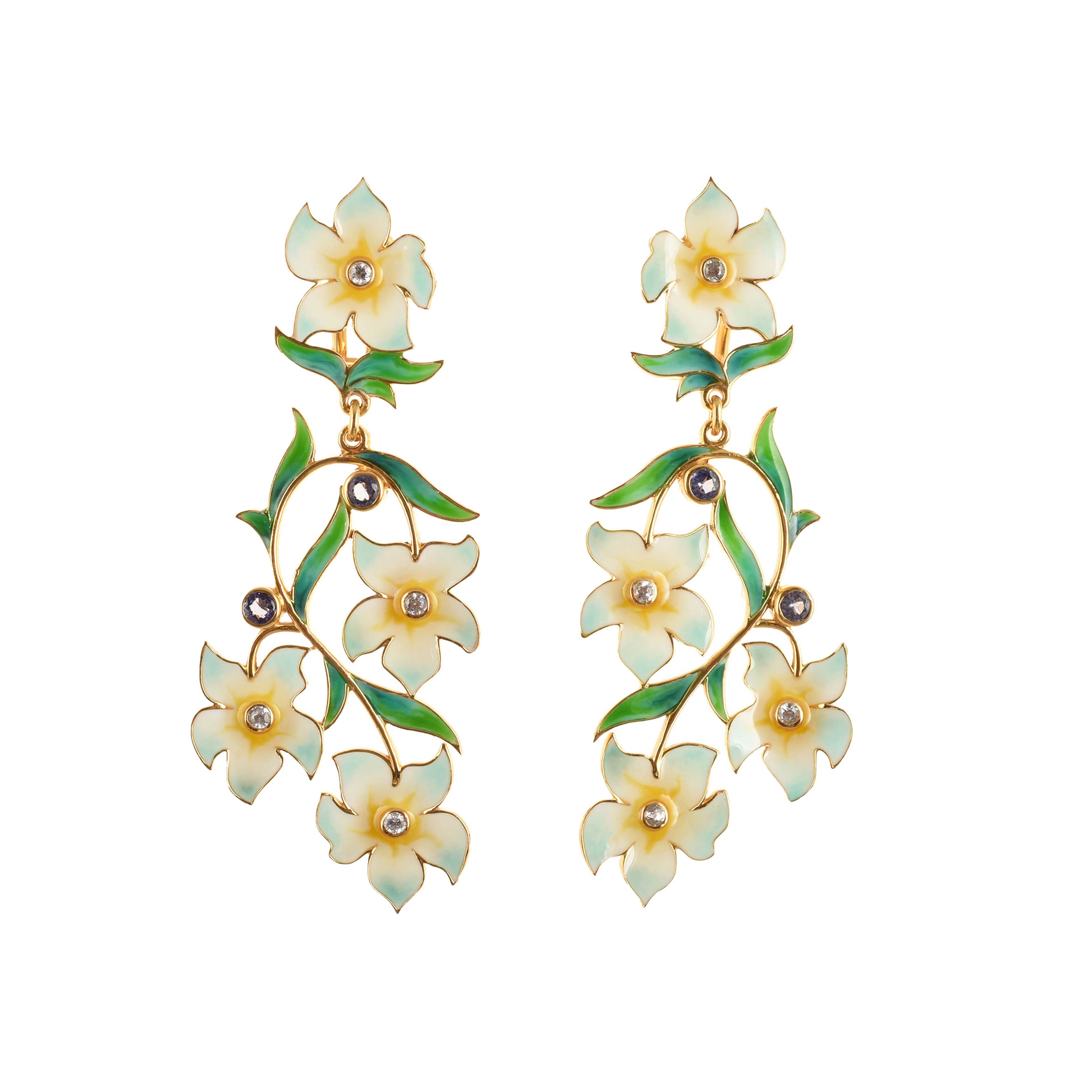 Clematis White Earring