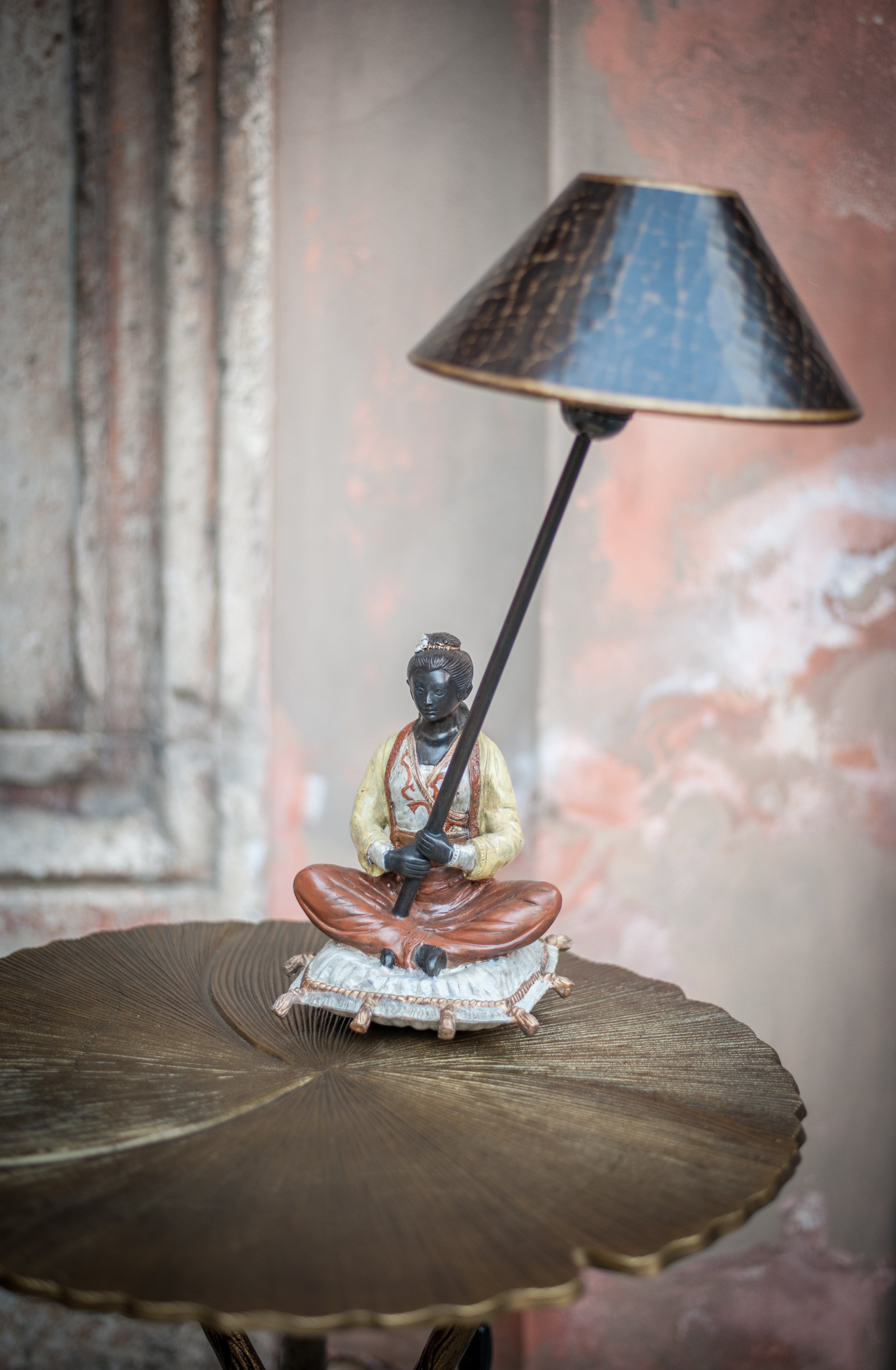 Chinese Lamp - Woman